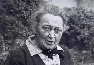 Maude Delap, a self-taught microbiologist & a local heroe
